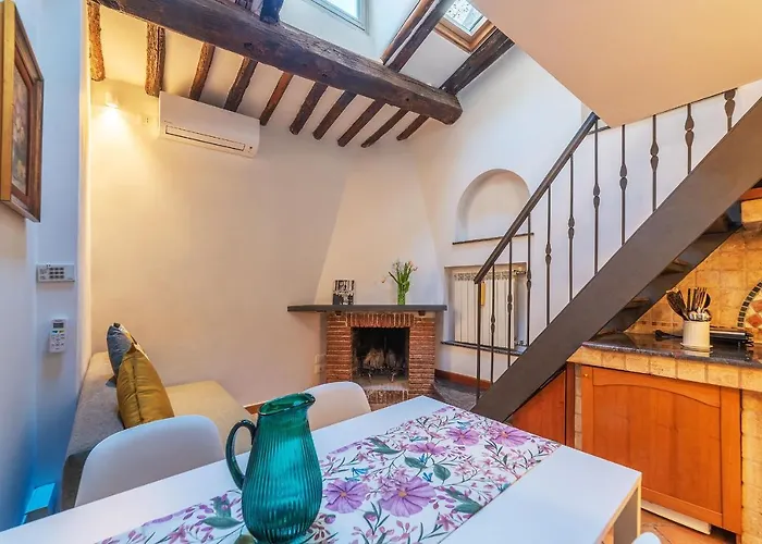 Trastevere Escape - Charme Holidays Апартаменты *